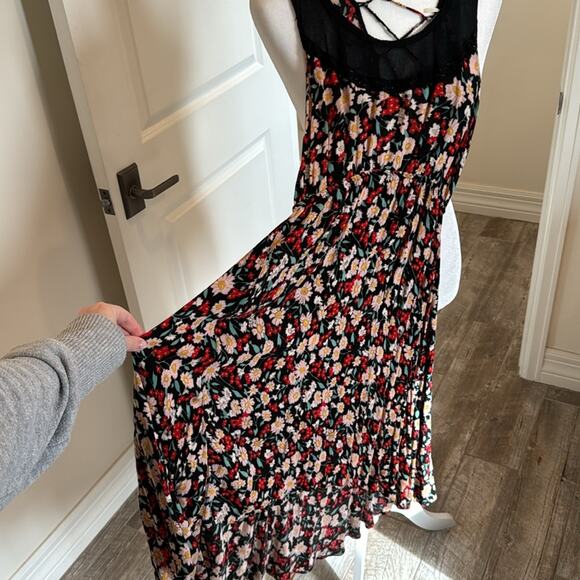 Kimchi Blue Backless Dress - Size XS - Picture 2 of 7